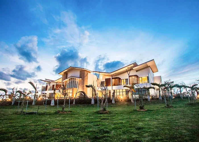 Top 10 Hengchun Hotels in Taiwan, Free Cancel on Most Hotels